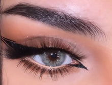 Charger l'image dans la galerie, Cassie